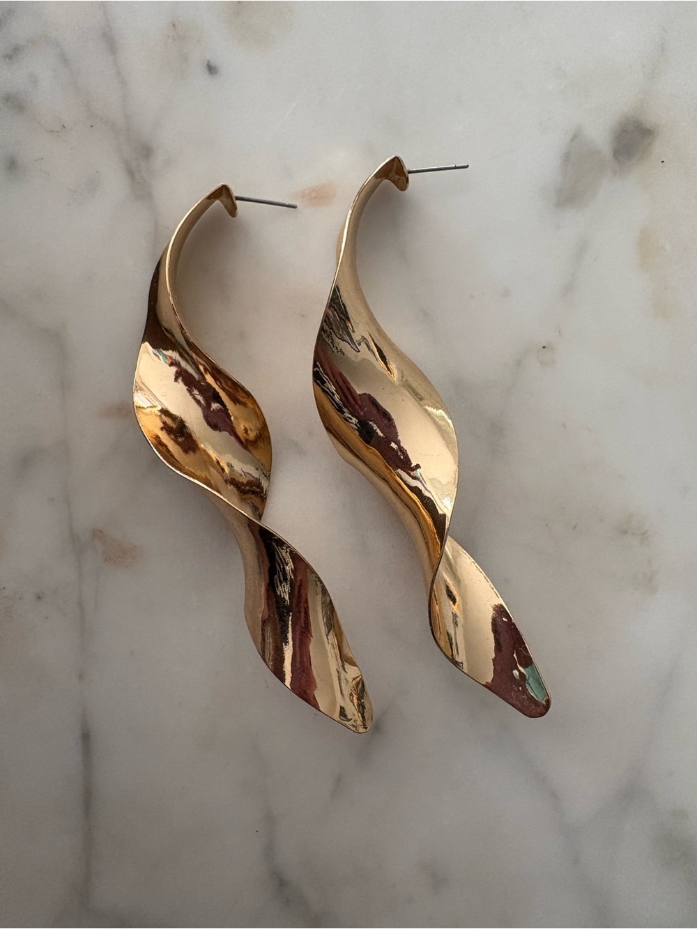 H&M Gold Twisted Wave Drop Earrings